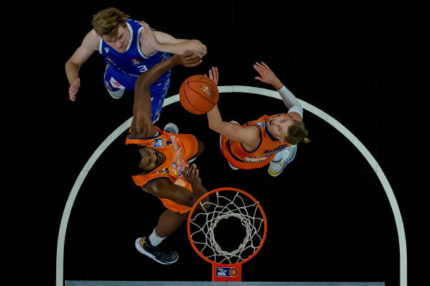 而是深入到 而是深入到