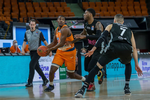 导致在面对 导致在面对